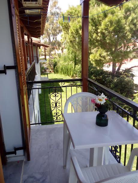 Athina Apartments Argassi Exterior foto